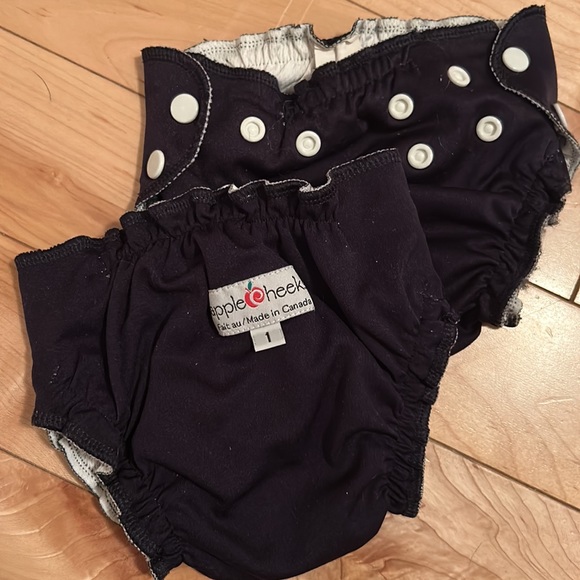 Apple Cheeks Swim Diapers Size 1 - Picture 2 of 2